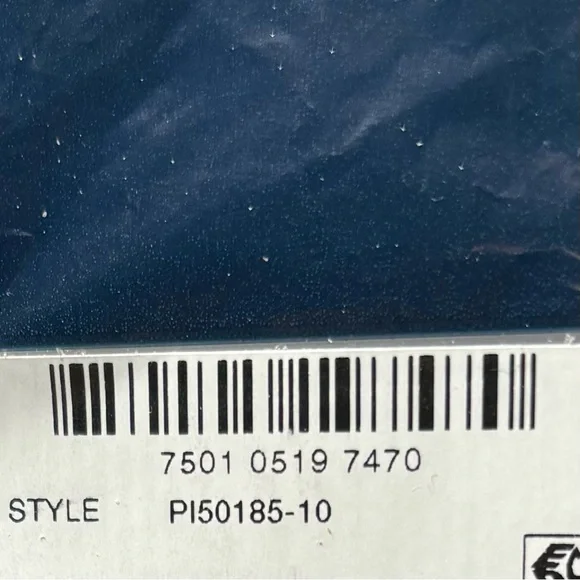 NWT Nautica True Comfort Jumbo Pillows in packaging! - Picture 9 of 11